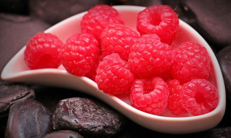 raspberries-1426859_1920